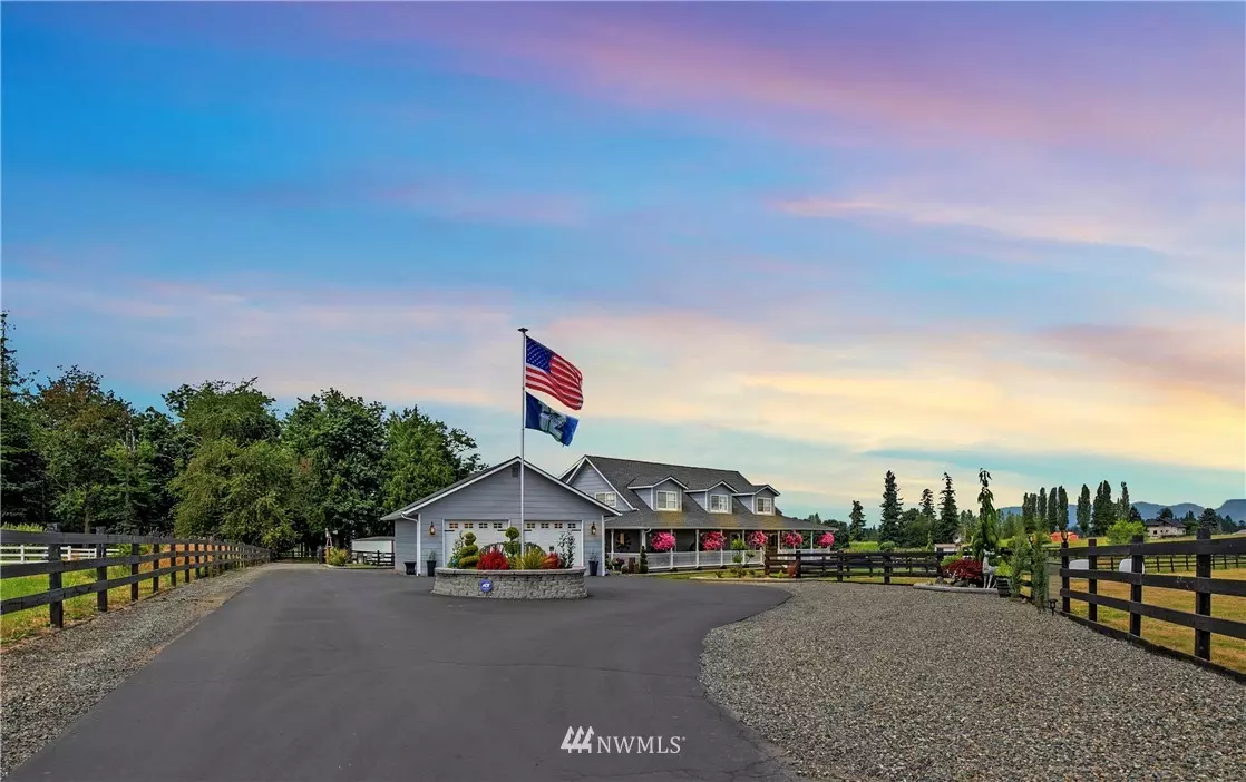 Enumclaw, WA 98022,19104 SE 440th ST