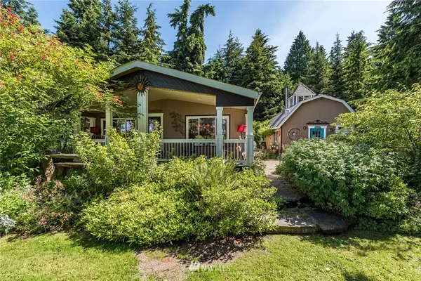 374 Spring RD, Port Angeles, WA 98362