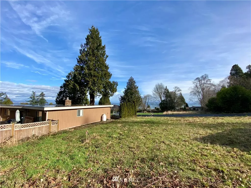 Point Roberts, WA 98281,181 Donegal DR