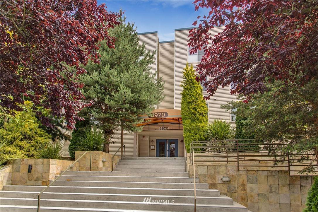 6970 California AVE SW #B303, Seattle, WA 98136