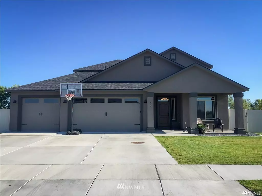 Moses Lake, WA 98837,537 Astor LOOP NE