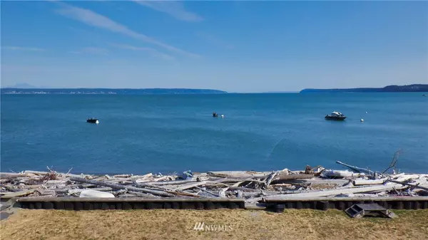 Camano Island, WA 98282,598 Waterline Loop RD