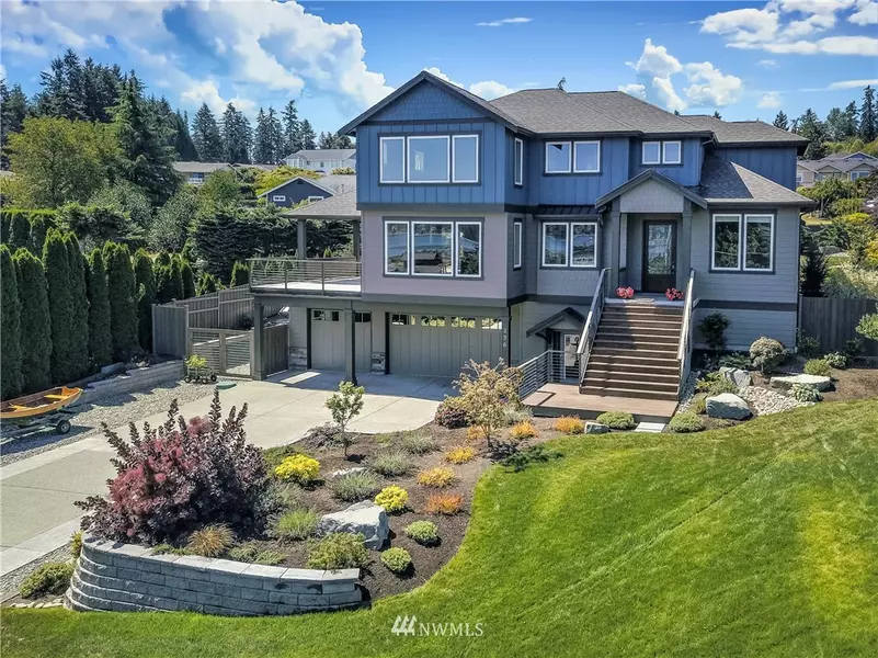 256 Bella Bella DR, Fox Island, WA 98333