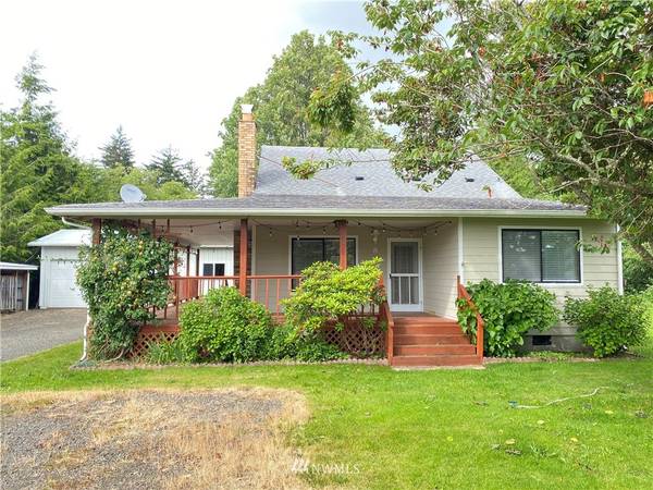 8 Futrup ST, Chinook, WA 98614