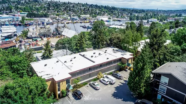 3814 11th AVE W #13, Seattle, WA 98119