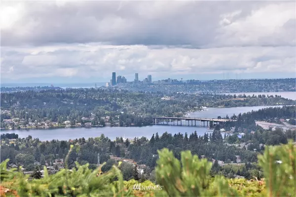 Bellevue, WA 98006,4445 139th AVE SE
