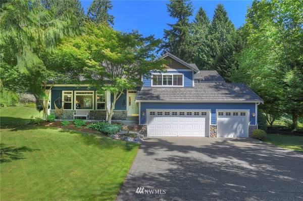 844 NE Mount Mystery Loop, Poulsbo, WA 98370