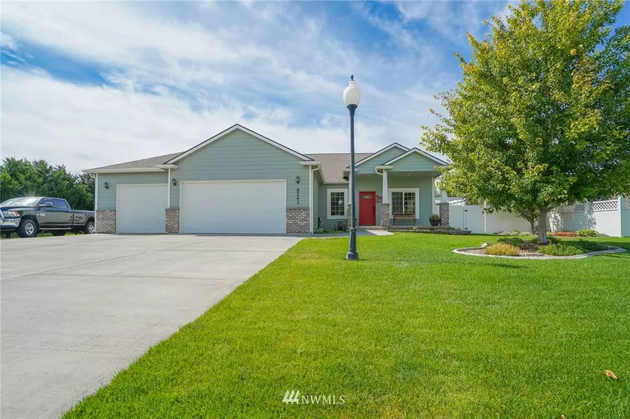 9243 Albert WAY SE, Moses Lake, WA 98837