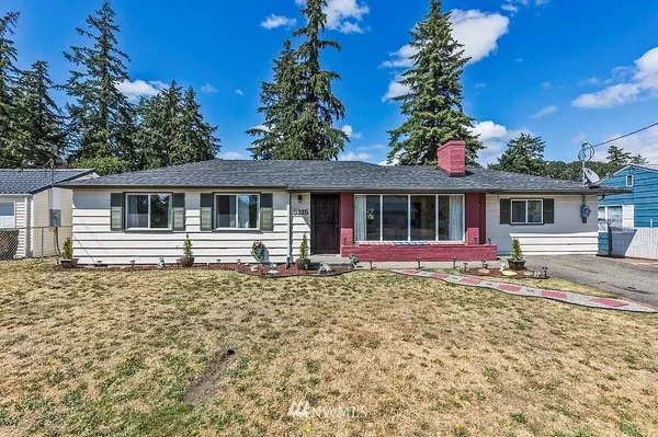 3215 92nd ST S, Lakewood, WA 98499