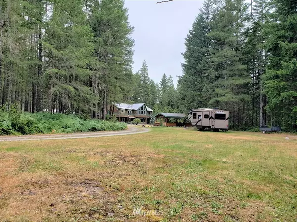 Belfair, WA 98528,461 NE Pine Camp RD