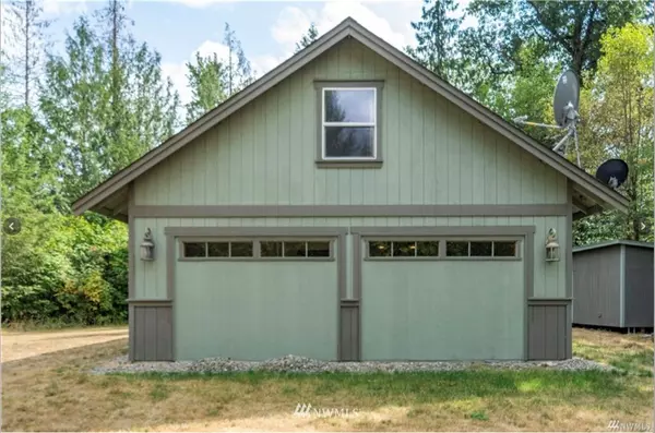 6804 208th ST E, Spanaway, WA 98387