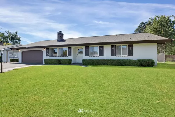 6218 85th ST SW, Lakewood, WA 98499
