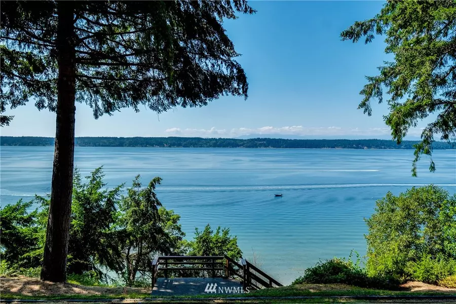 3828 Forest Beach DR NW, Gig Harbor, WA 98335