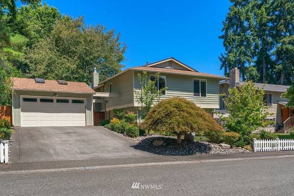 18914 SE 43rd ST, Issaquah, WA 98027