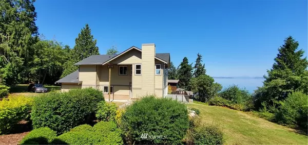 2459 Bretland RD, Camano Island, WA 98282