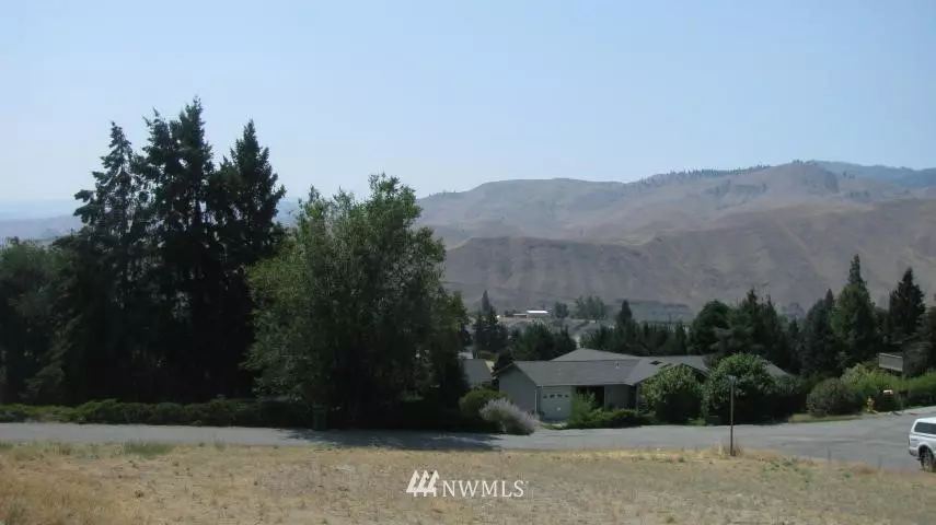 Wenatchee, WA 98801,3417 Alpine DR
