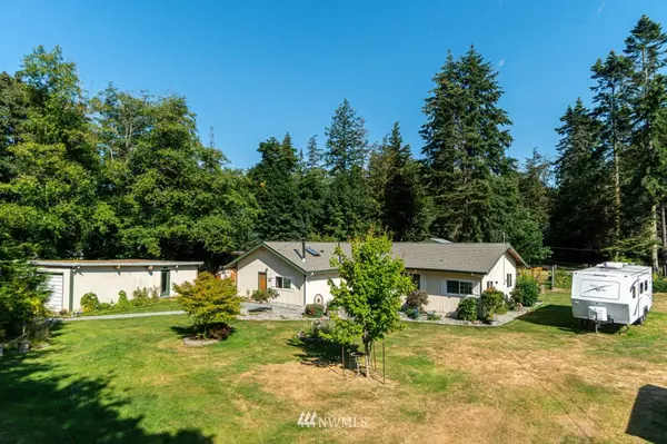 Oak Harbor, WA 98277,733 Woody PL