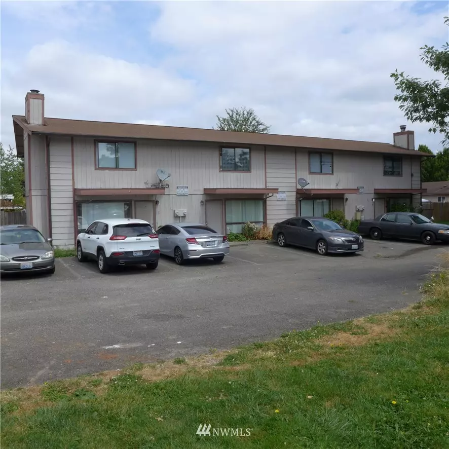 Auburn, WA 98002,2330 I ST NE #1-4