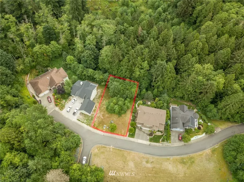 1306 Olympic LN, Mount Vernon, WA 98274