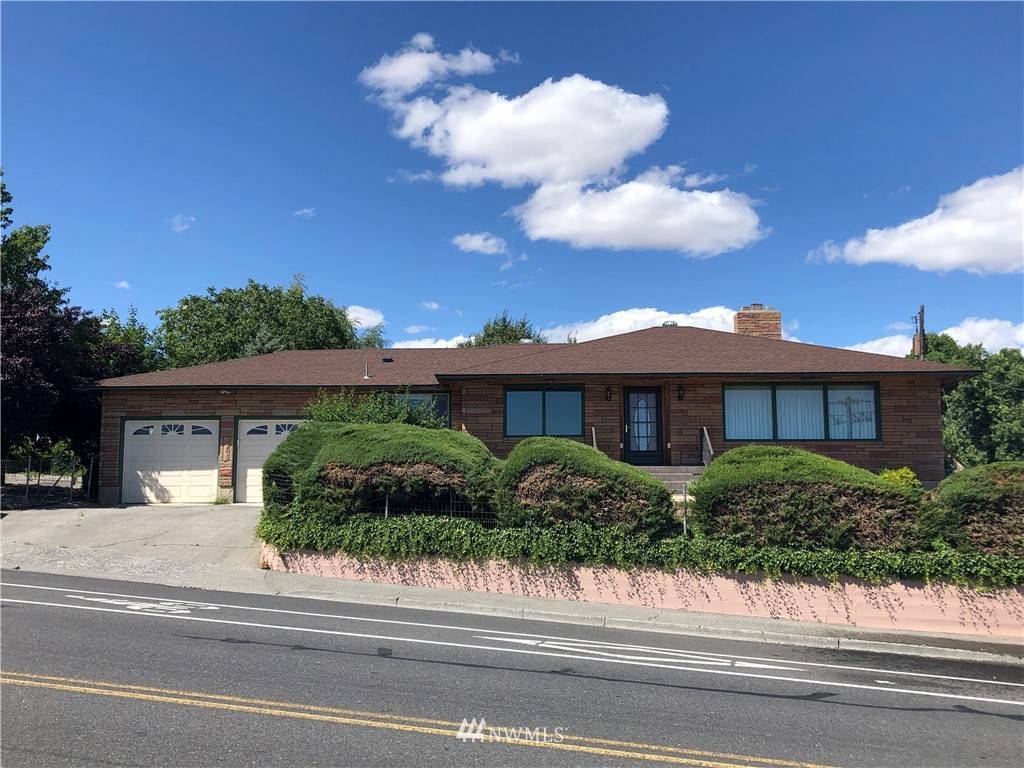 721 1st AVE NW, Ephrata, WA 98823