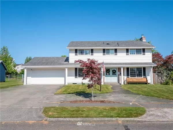 746 Charwila LN, Enumclaw, WA 98022