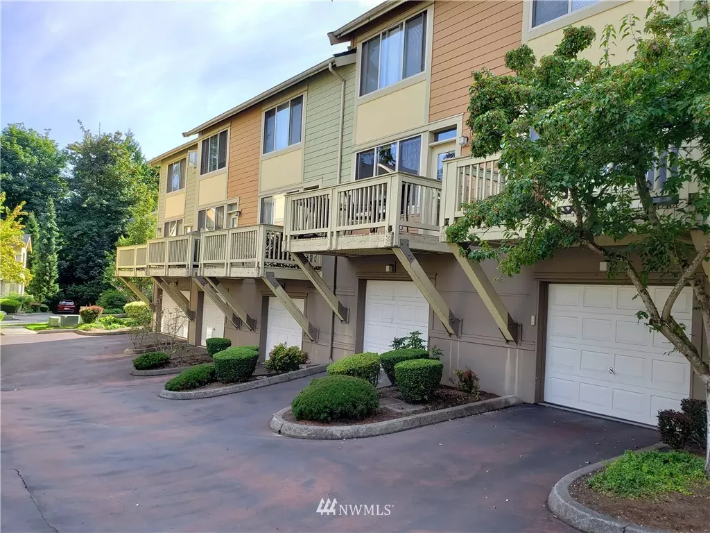 Issaquah, WA 98027,388 Shangri La WAY NW