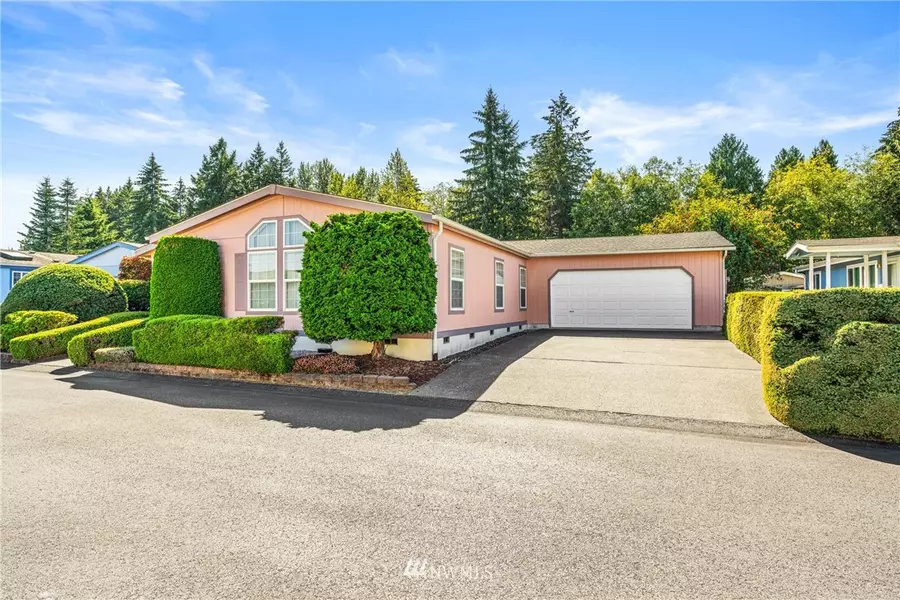 5131 Golden Eagle LN, Olympia, WA 98512