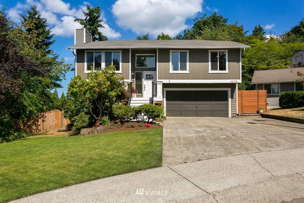 12710 NE 114th ST, Kirkland, WA 98033