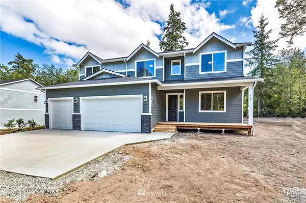 7073 SE 160th ST, Olalla, WA 98359