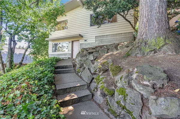 4216 Baker AVE NW, Seattle, WA 98107