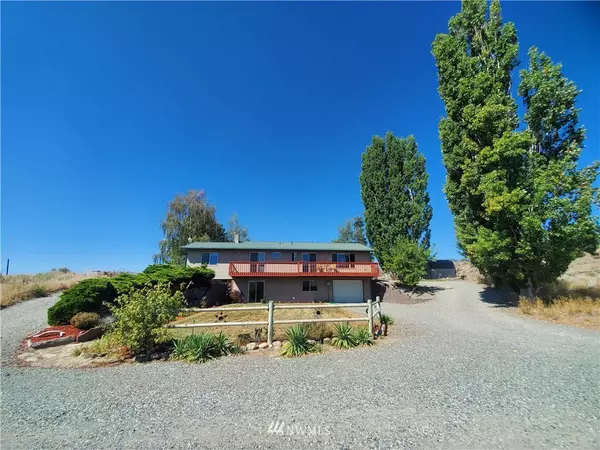22 Pine Cone DR, Omak, WA 98841