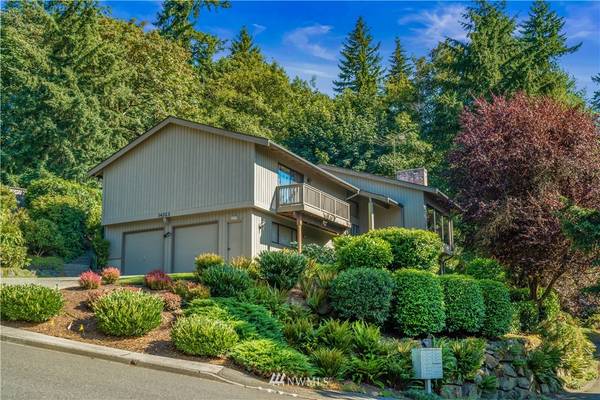 14323 SE 49th ST, Bellevue, WA 98006