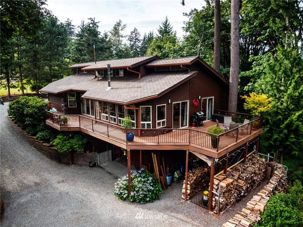 6418 3rd ST NE, Tacoma, WA 98422