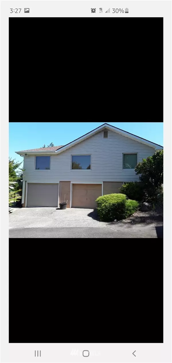 Steilacoom, WA 98338,1002 Sequalish ST