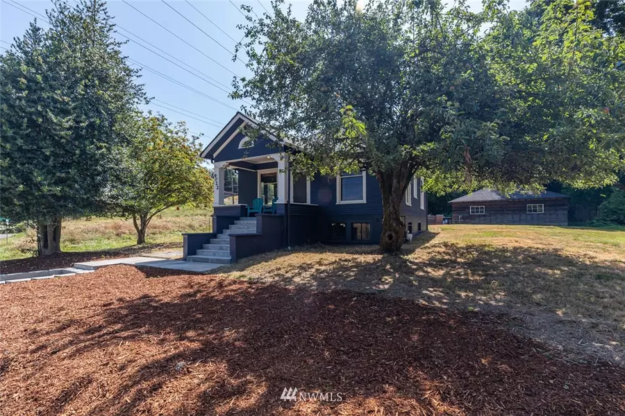 9022 Valdez AVE S, Seattle, WA 98118