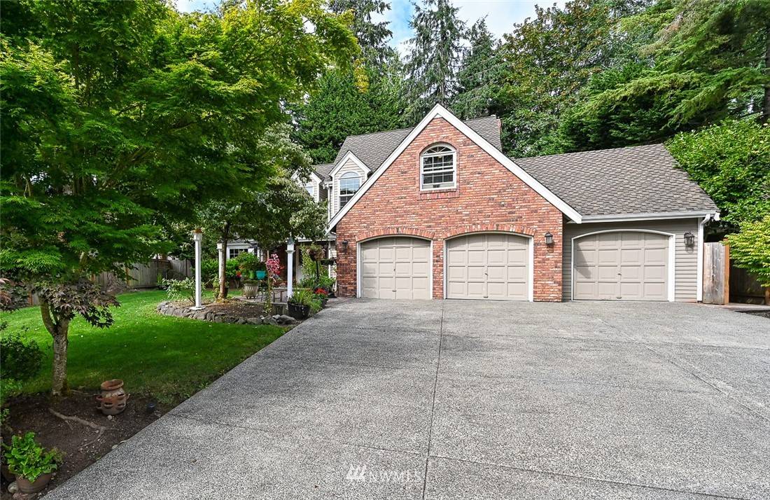 2109 222nd PL NE, Sammamish, WA 98074