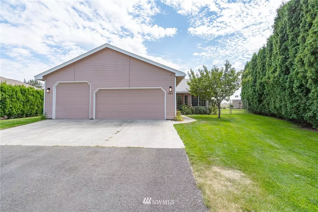 Moses Lake, WA 98837,1989 Quail DR NE