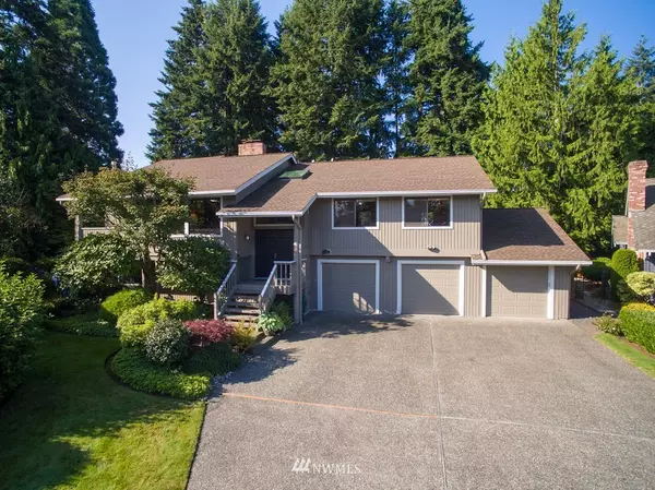 6363 NE 193rd PL, Kenmore, WA 98028