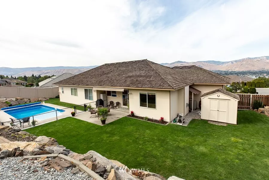 515 Stoneridge DR, East Wenatchee, WA 98802