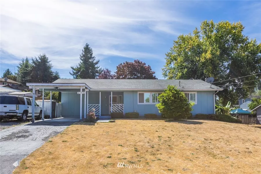 2125 S 251st ST, Kent, WA 98032