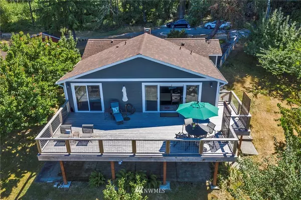 14301 Outer Bay RD, Anderson Island, WA 98303