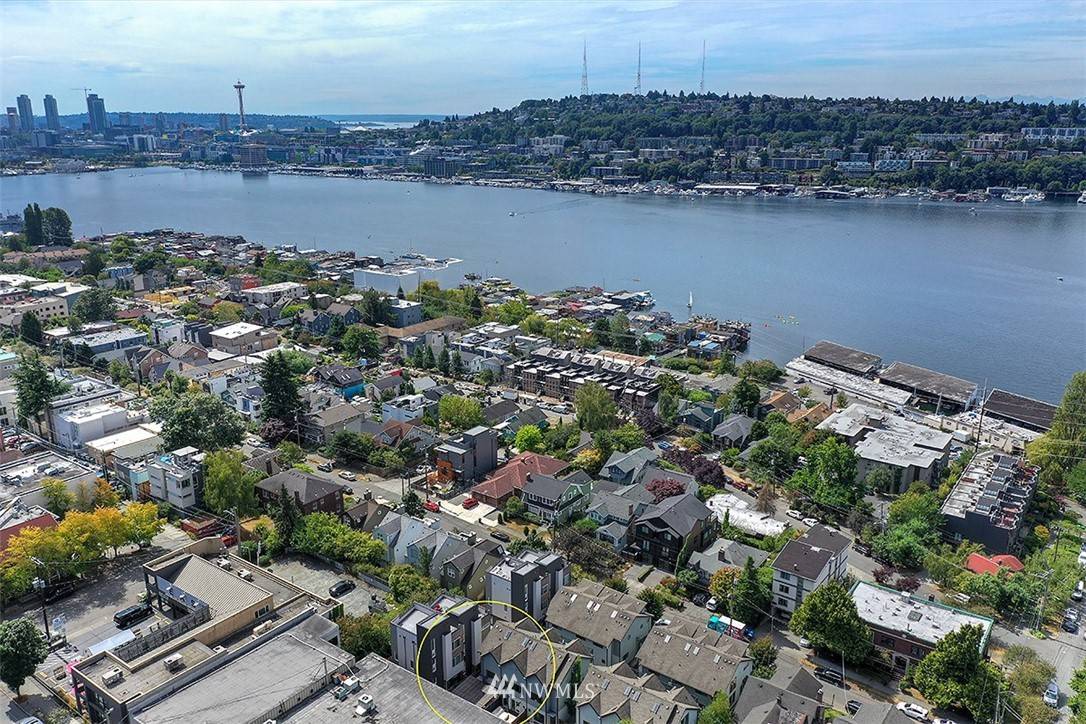 2518 Yale AVE E #A, Seattle, WA 98102