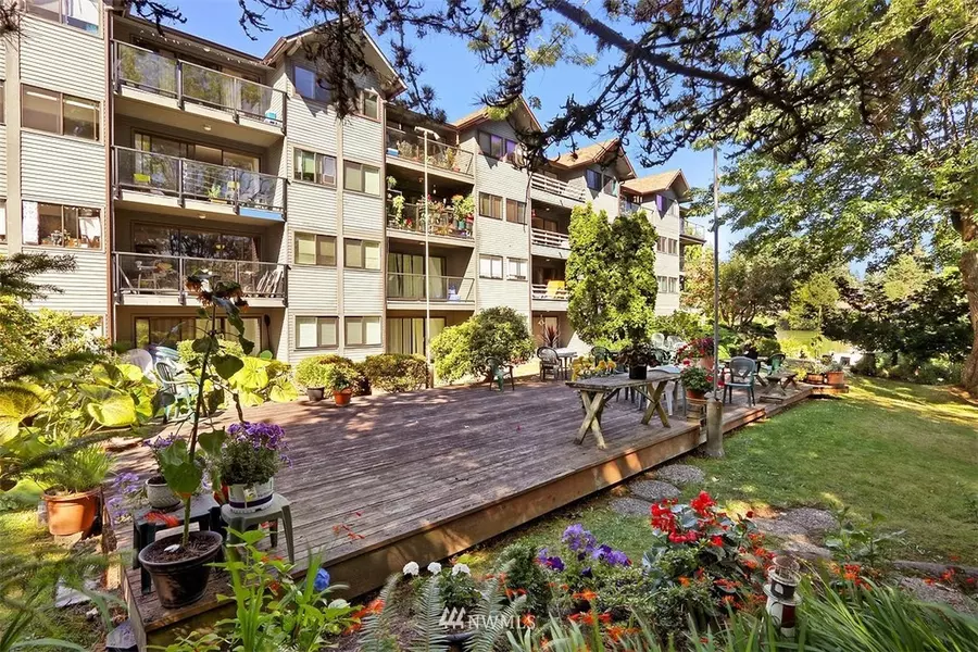 19428 Aurora AVE N #333, Shoreline, WA 98133