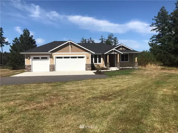 437 Woodpecker LN, San Juan Island, WA 98250