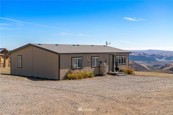 4300 Kingsbury RD, Malaga, WA 98828