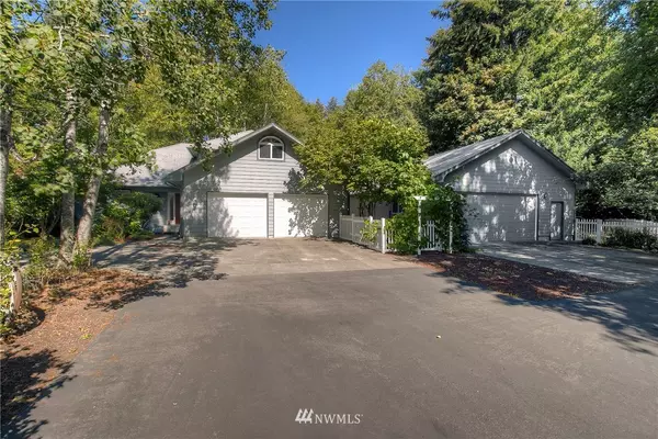 6941 41st AVE NW, Olympia, WA 98502