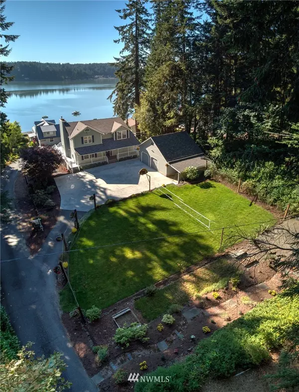 3326 Madrona Beach RD NW, Olympia, WA 98502