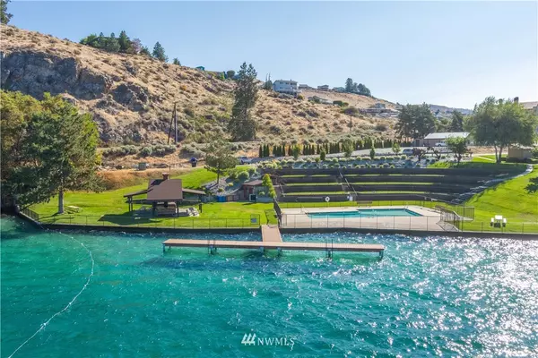 Chelan, WA 98816,104 Riviera PL