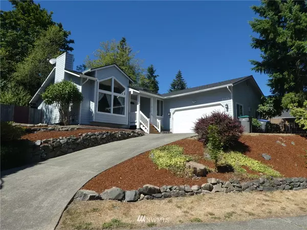 4065 SE Conifer Park DR, Port Orchard, WA 98366