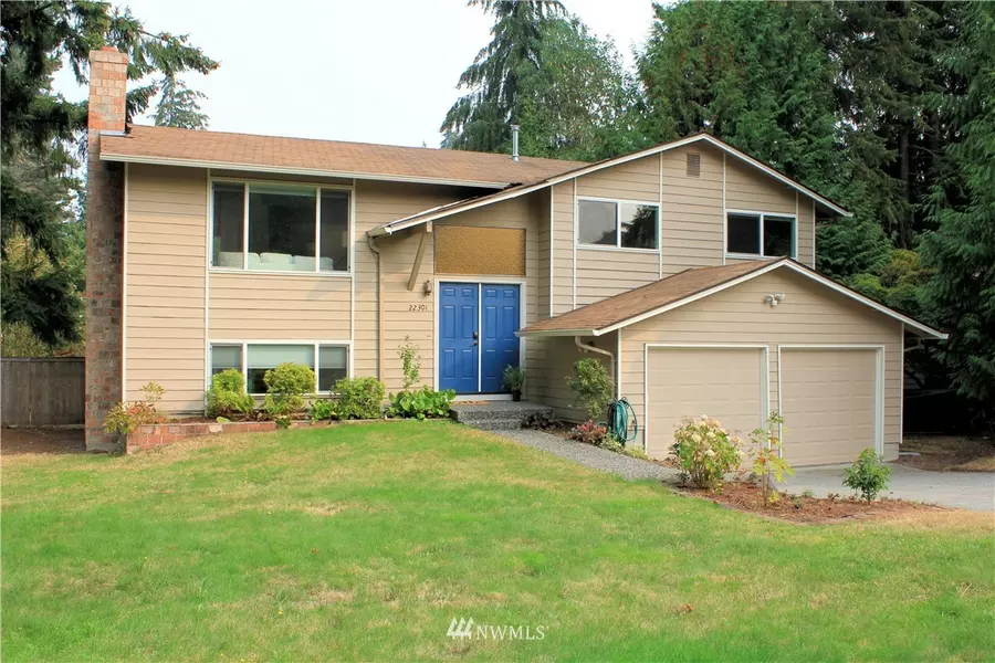 22301 66th PL W, Mountlake Terrace, WA 98043